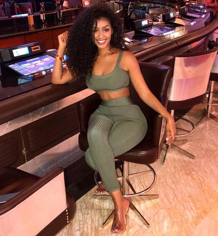 2019 Women's Casual Set - Off-Shoulder & Crop Top