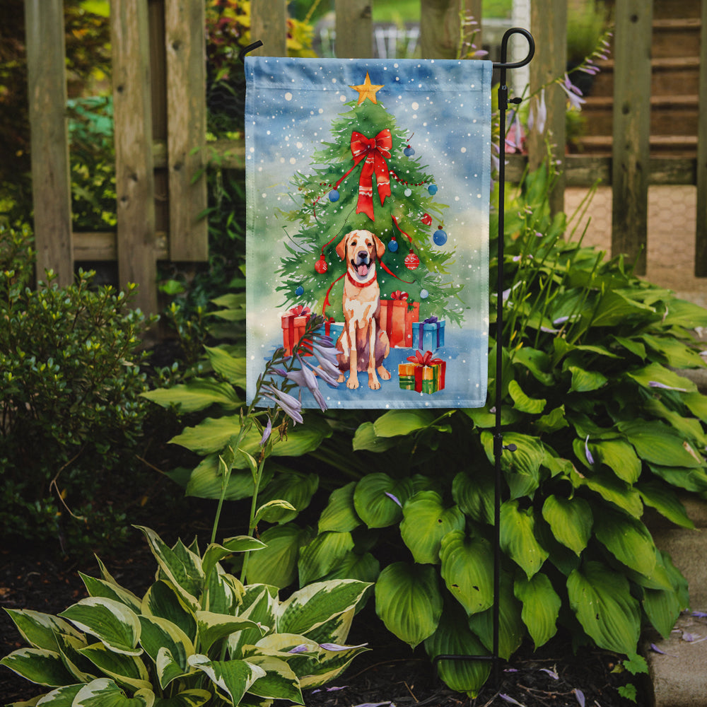 Chesapeake Bay Retriever Christmas Garden Flag