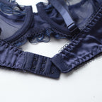 Ultra-Thin Plus Size Lace Bra and Underwear Set