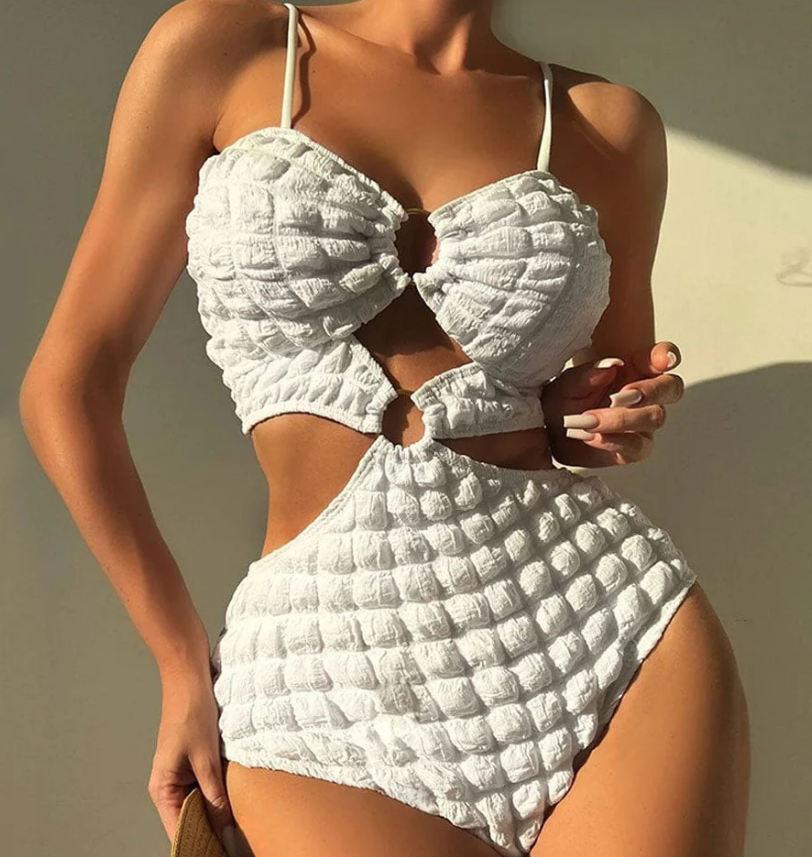 Seersucker One-Piece Swimsuit with Sexy Ring for Women