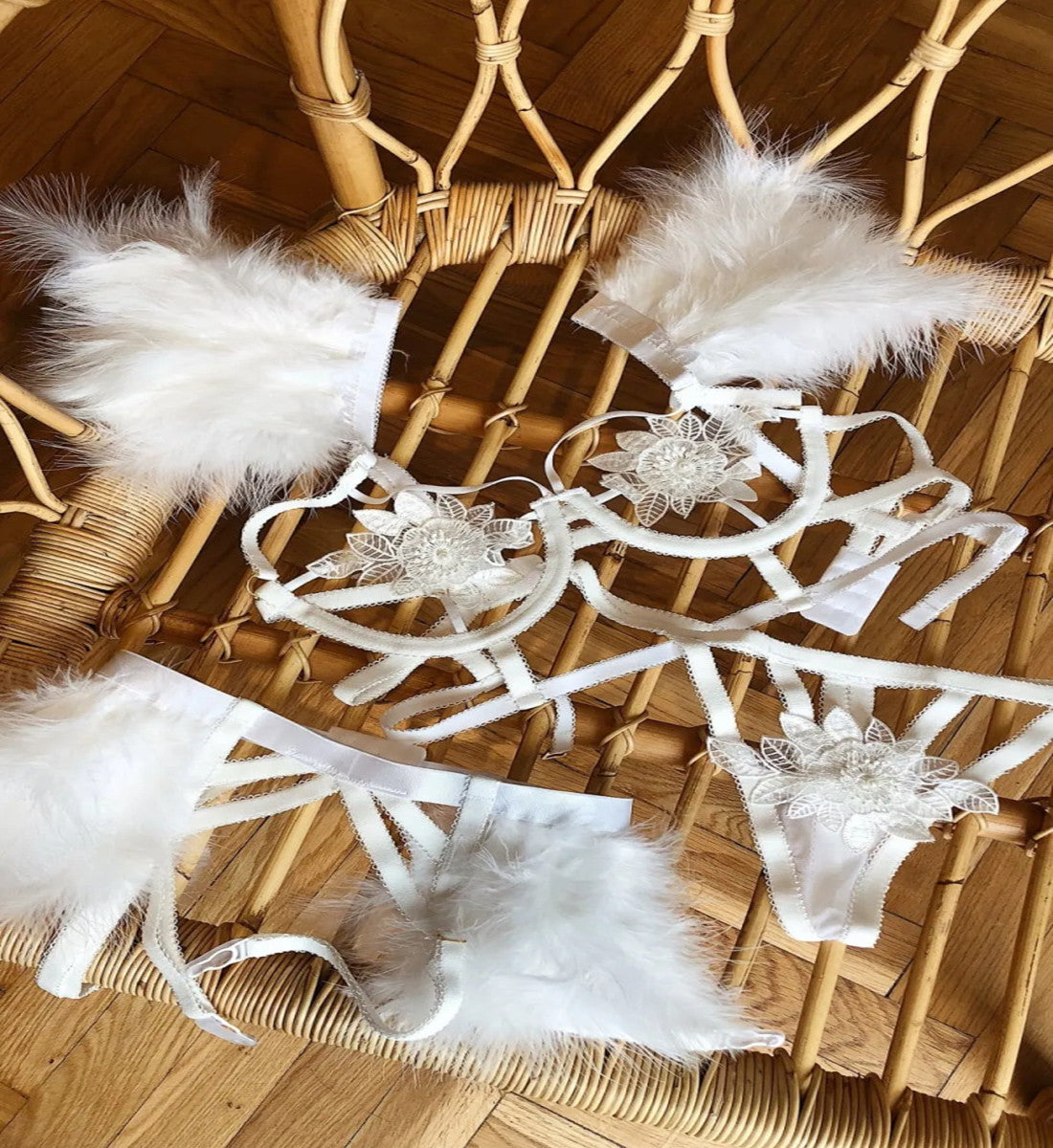 Ostrich Feather 3-Piece Lingerie Set with Steel Ring