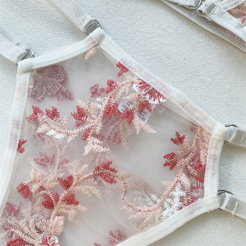 Explosive Style Sexy Three-Point Embroidery Bra Set