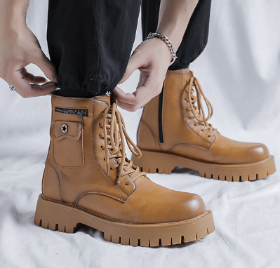 Short Sleeve Shirt with Pockets and Fleece Boots