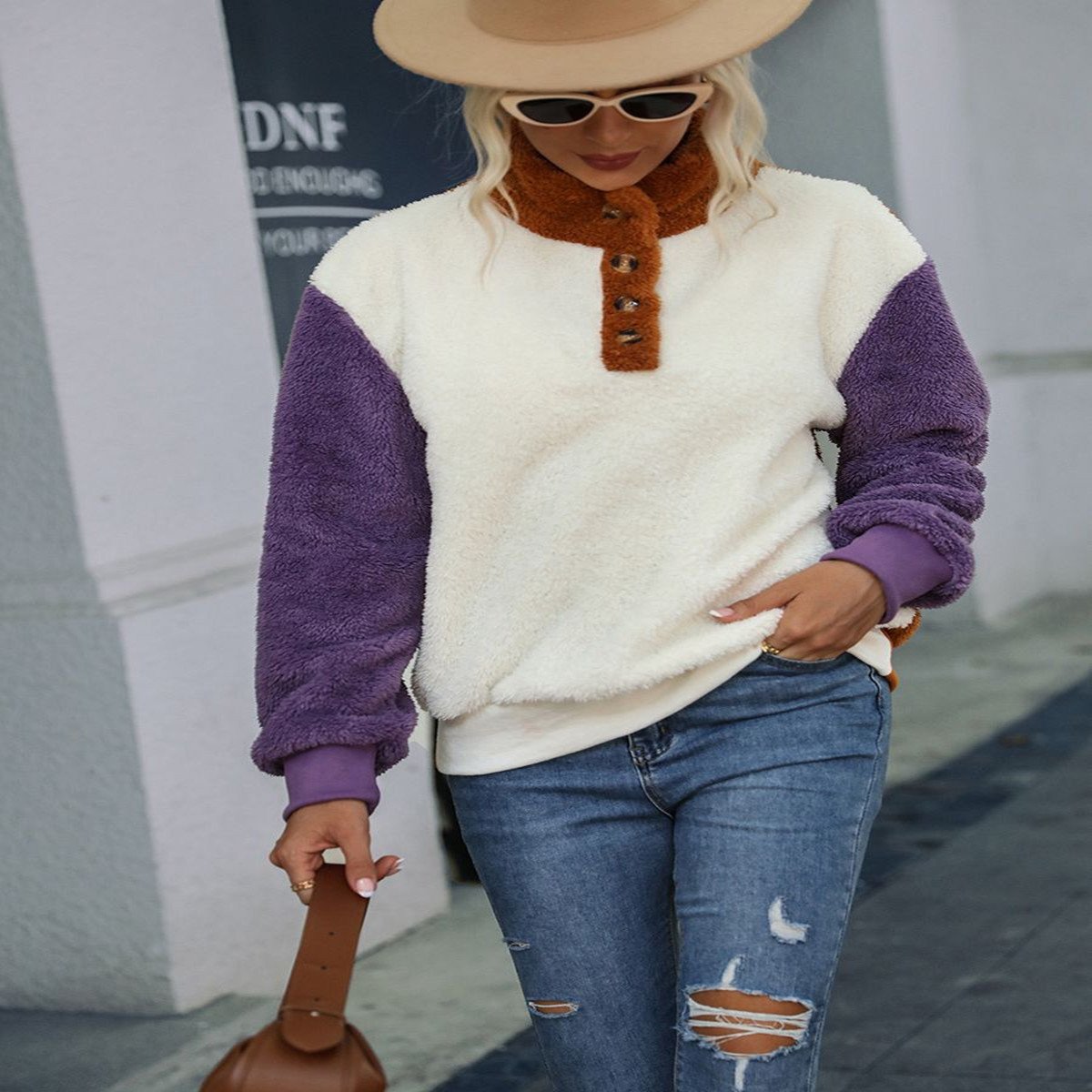 Round Neck Long Sleeve Plush Sweater for Ladies