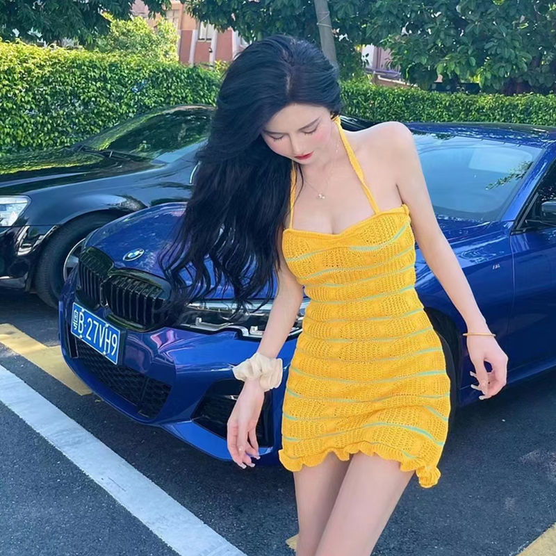 Sexy Yellow Striped Halter Neck Dress for Casual Outings