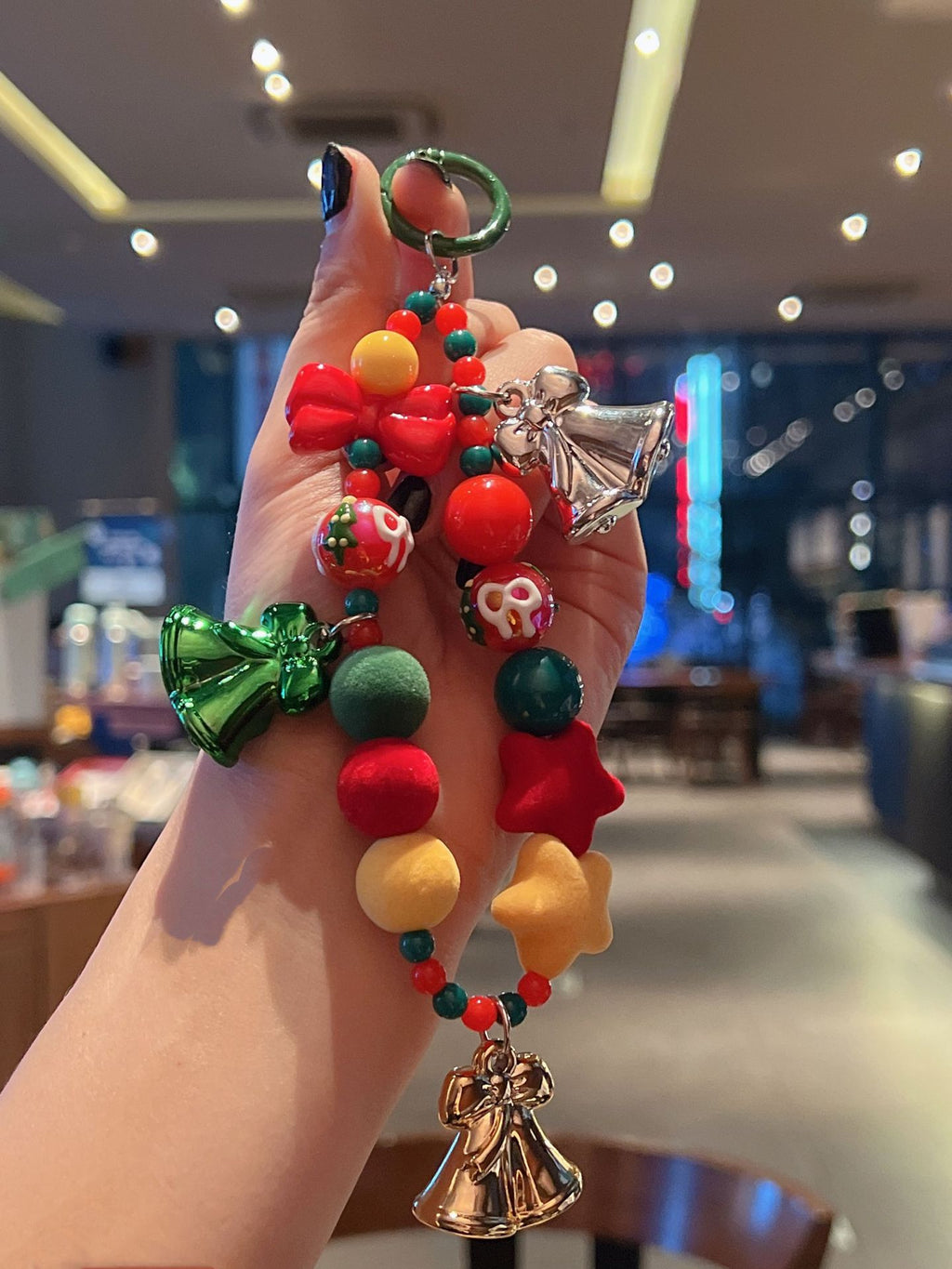 Christmas Tree Short Pendant Wrist Ornament