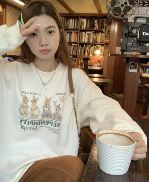 Women's Pink Cute Rabbit Pullover Sweater | Streetwear