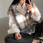 Women's Plaid Knitted Vest Top - Loose Sweater Style