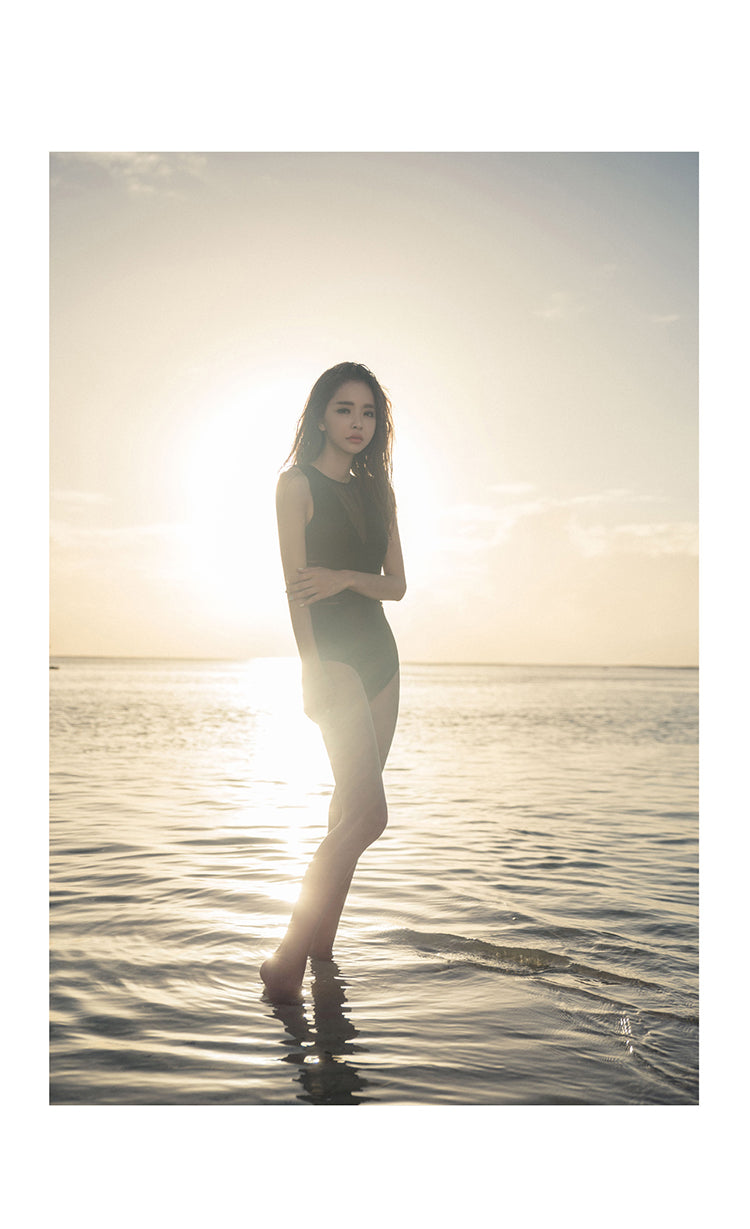 Sexy Mesh Bodysuit Swimsuit a Slim Fit