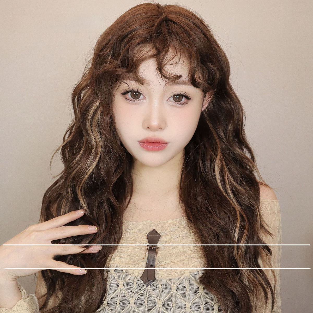 Retro Highlighted Brown Wool Short Wig for Women