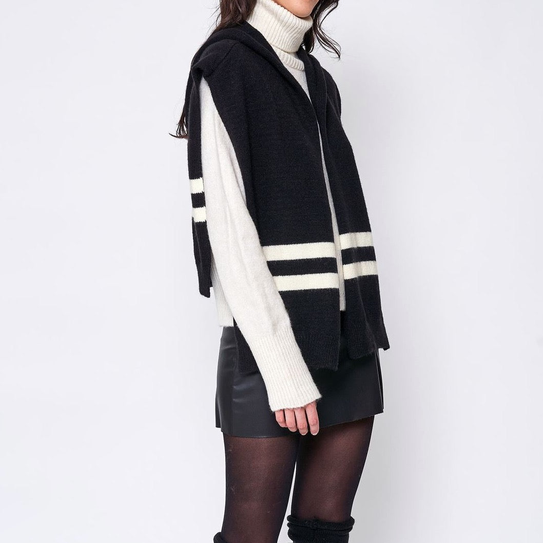 On The Yacht Hoodie Sweater Scarf | Streetwear