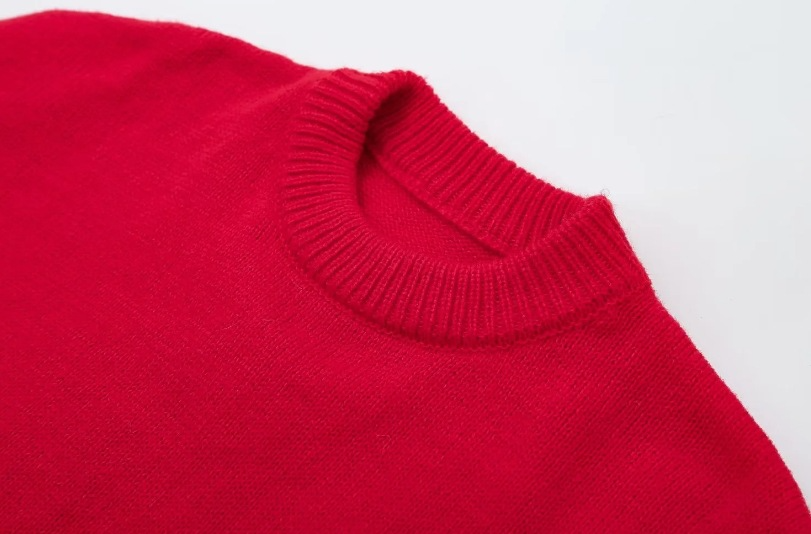 Women's Red Round-neck Pullover Sweater | Streetwear