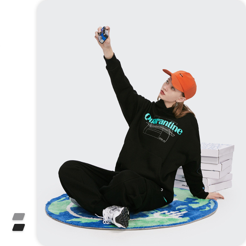 Street English print hooded plus fleece sweater
