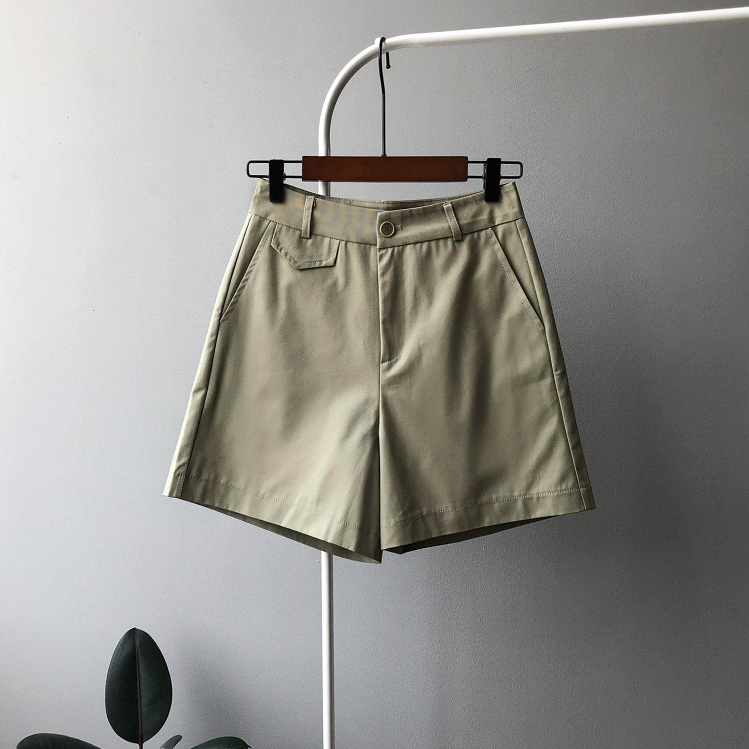 High Waist Slim Casual Commuter Shorts for Women