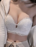 Strapless Lace Bra for Summer Wedding Dresses