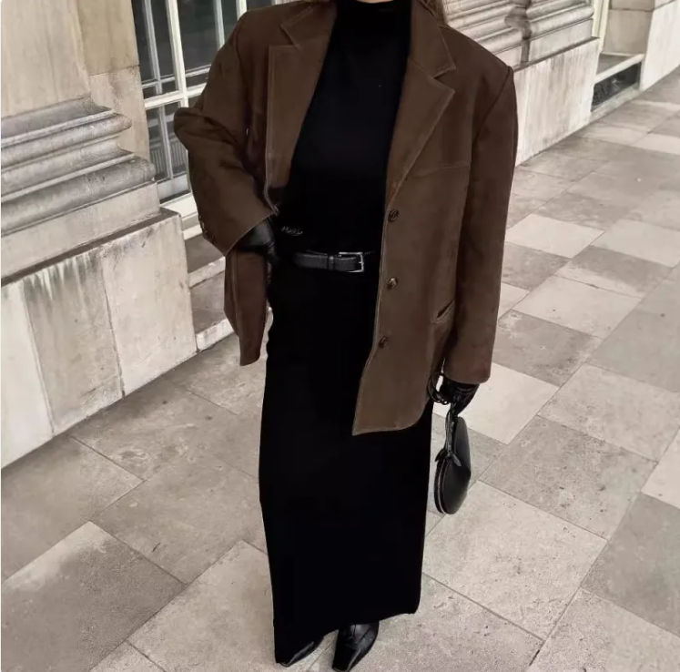 Vintage Luxe Women's Collar Coat