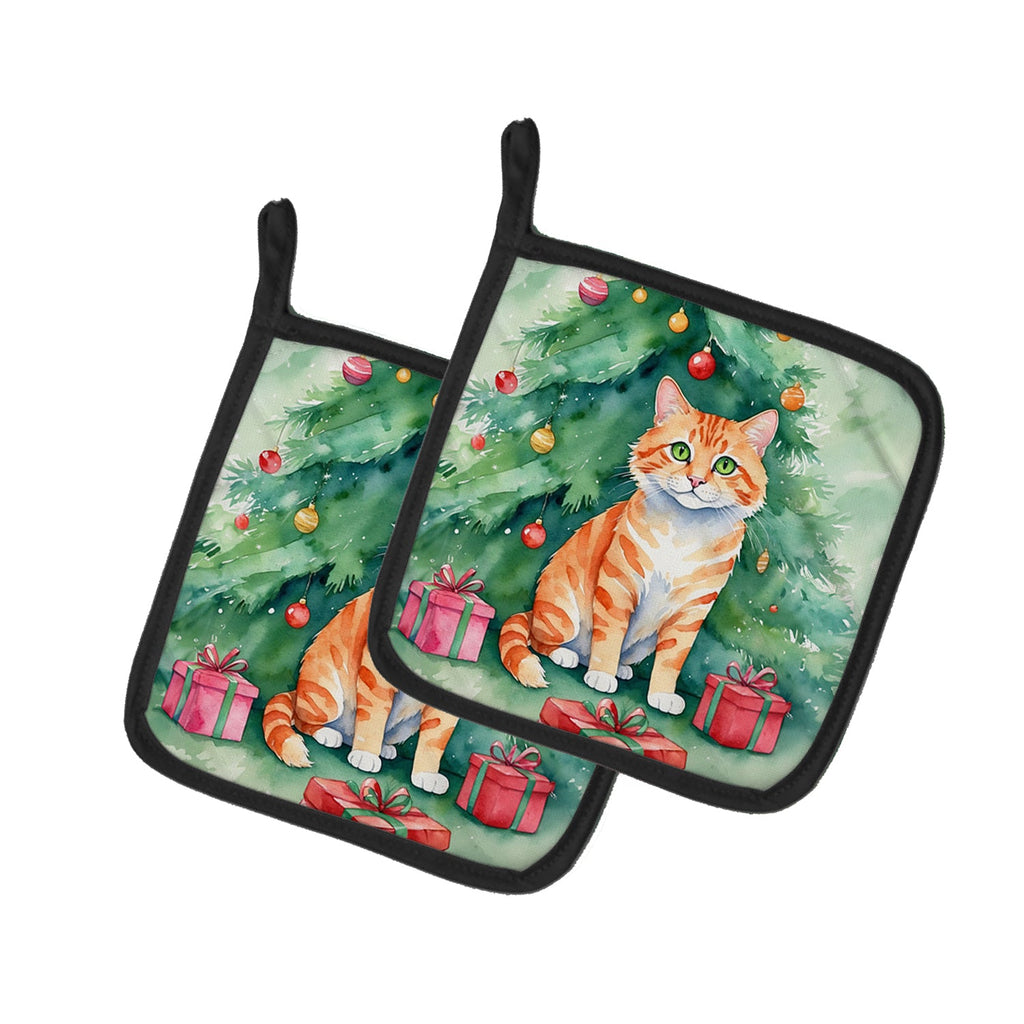 Cheetoh Cat By the Christmas Tree Pair of Pot Holders