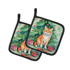 Cheetoh Cat By the Christmas Tree Pair of Pot Holders