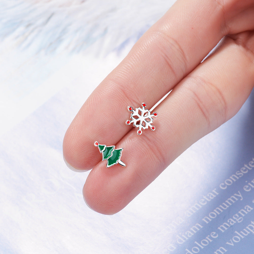 Enamel Stud Earrings - Cute Christmas Reindeer Design