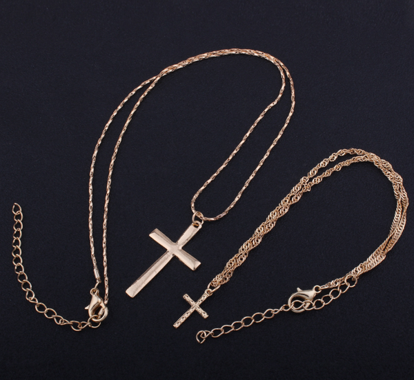 Layered Cross Pendant Necklace Set