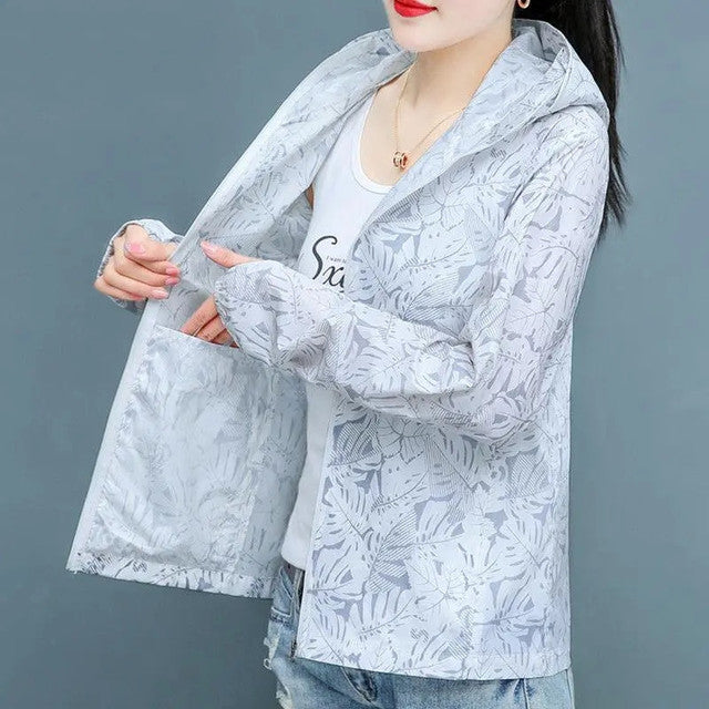 Women's Waterproof Spring Hiking Jacket for Outdoor Activities