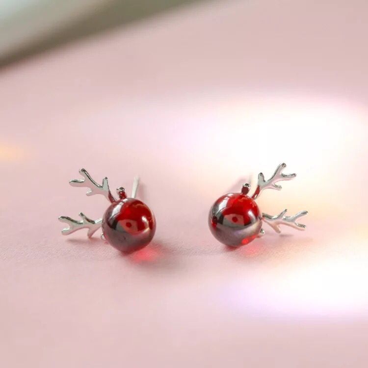 Fresh Style Deer, Garnet Christmas Earrings