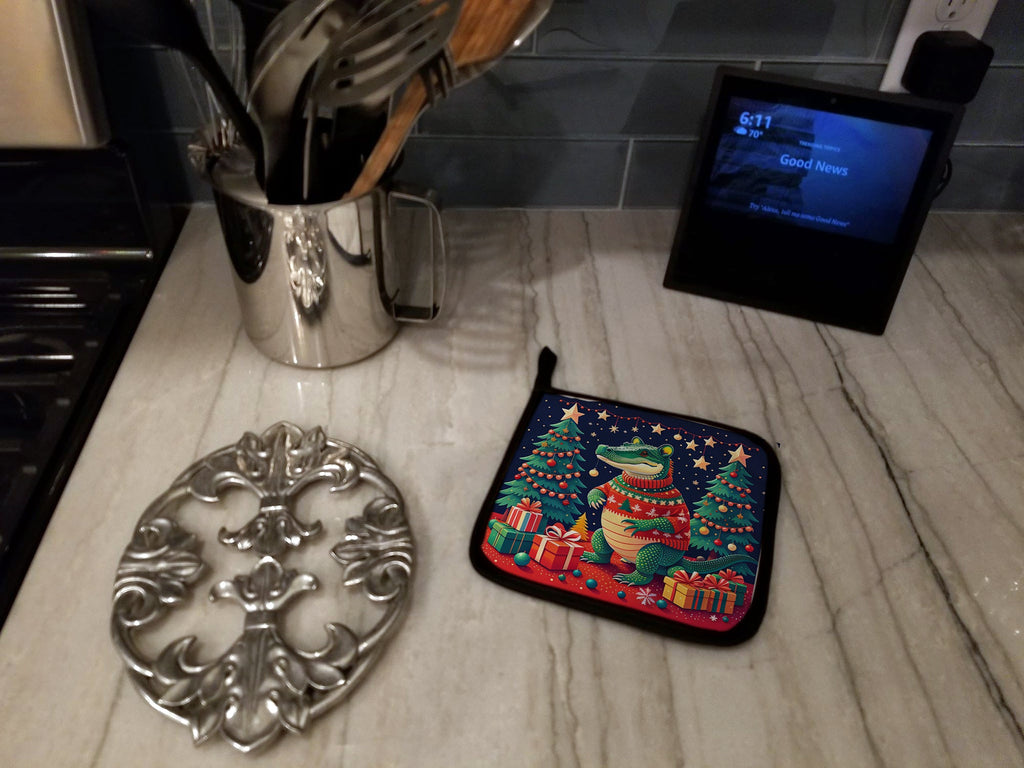 Alligator Christmas Pair of Pot Holders