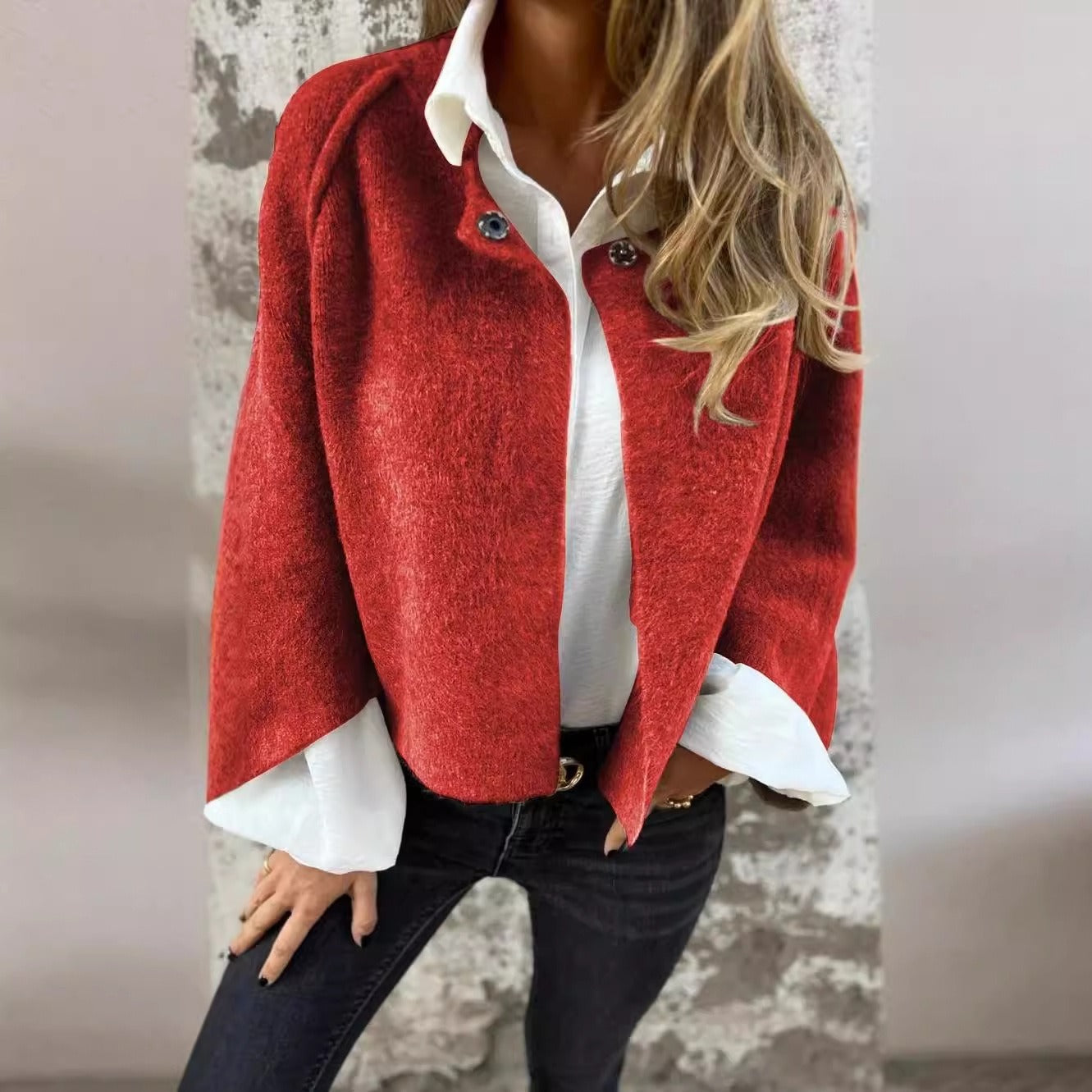 Wool Women's Jacket with Round Neck and Long Sleeves (One)