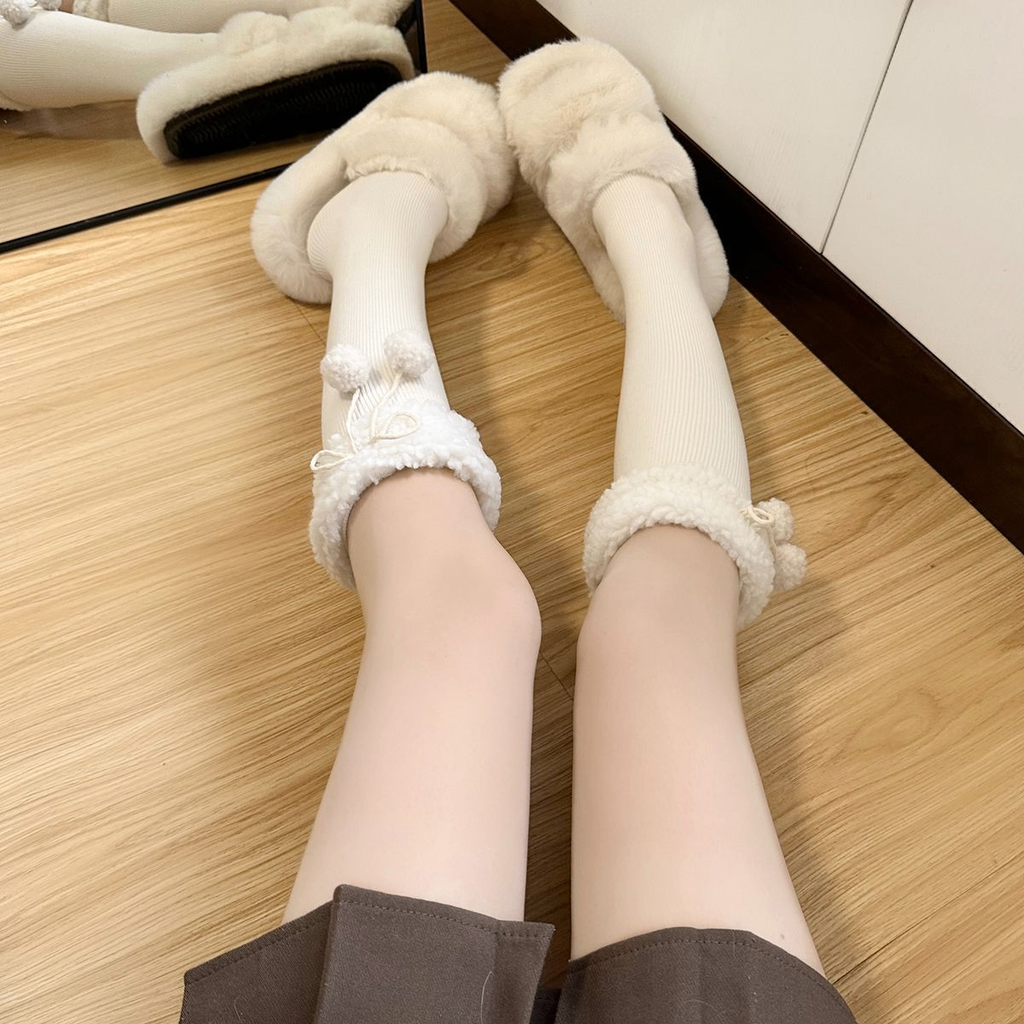 Lamb's Wool Black Knee-high Socks