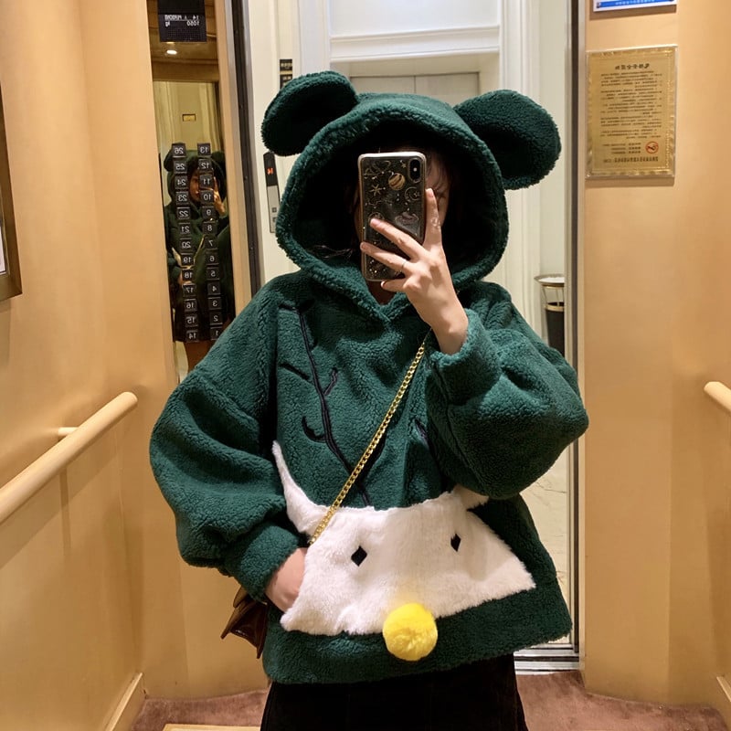 Women's Hooded Sweater in Winter Lamb Fleece