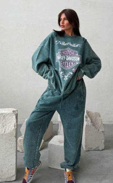 Retro Japanese Vintage Bear Print Loose Sweater