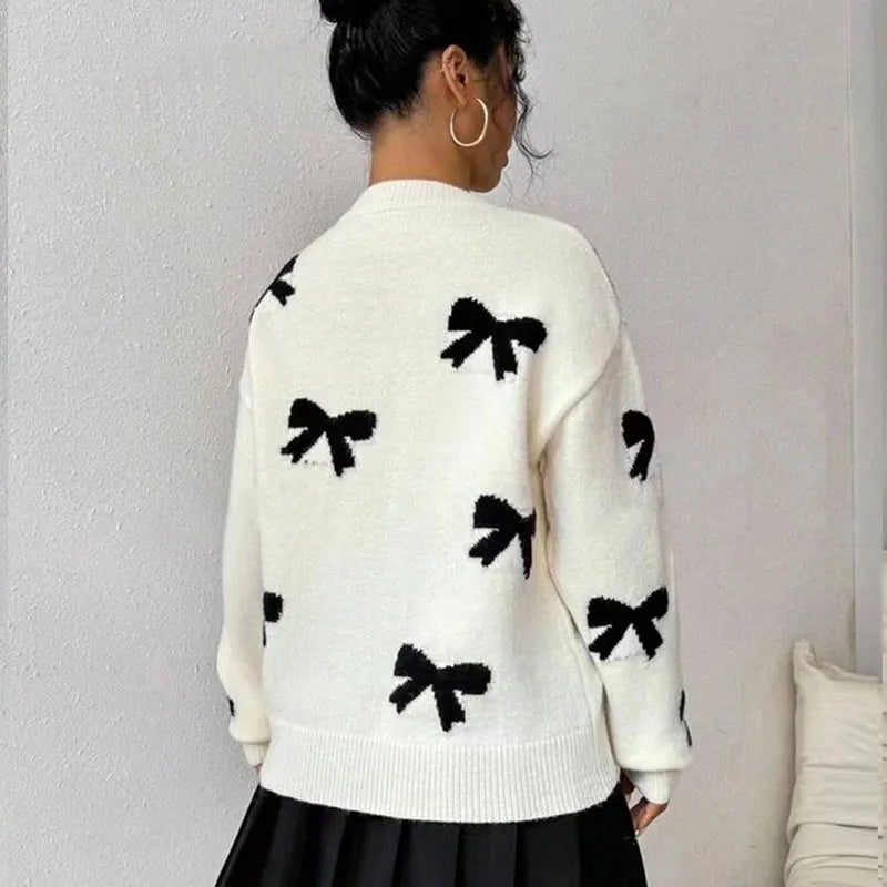 Autumn And Winter Round Neck Bow Jacquard Pullover Sweater | Streetwear