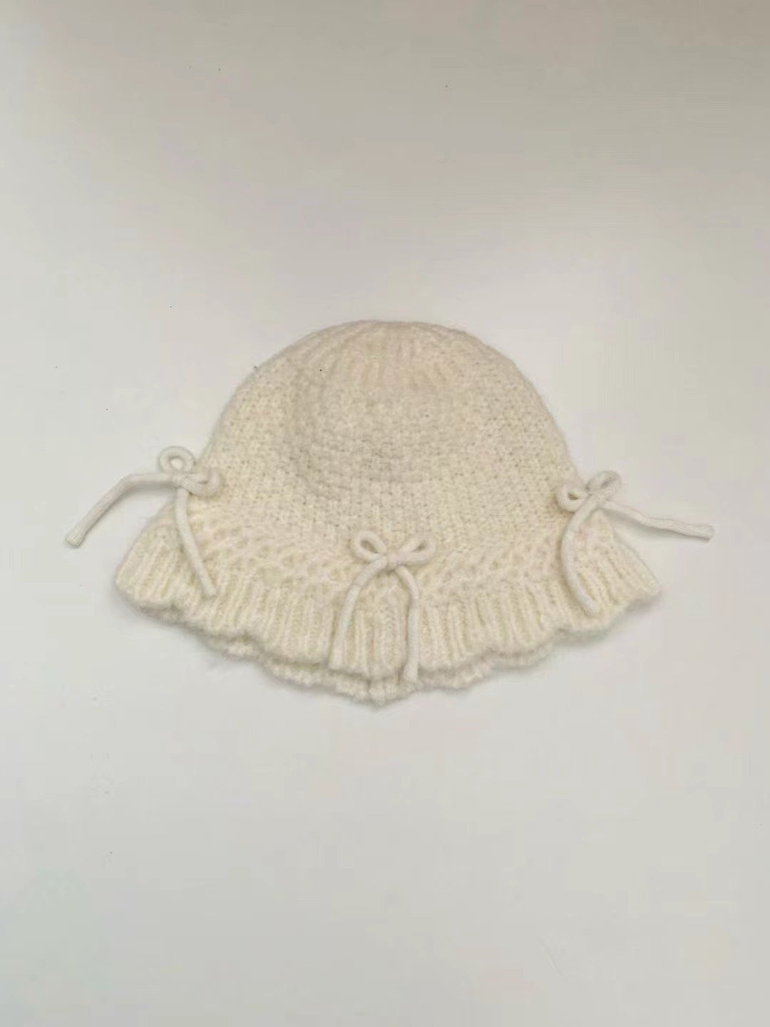 Knitted Wool Hat with Ornament Bowknot | Embroidered Cap