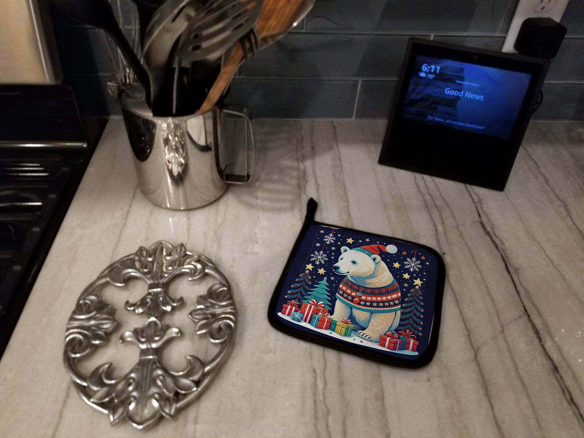 Polar Bear Christmas Pair of Pot Holders