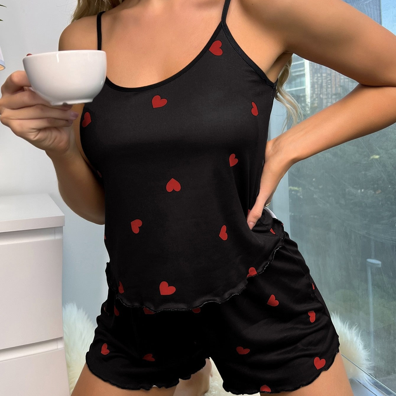 [Unpriced] Sling Thread Shorts Suit for Women