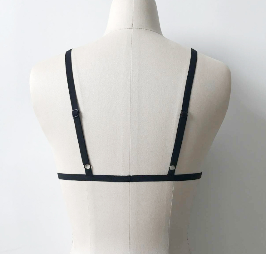 Sleek Strappy Solid Color Fashion Bralette