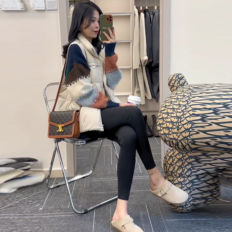 2023 Autumn Winter Women's Loose Fit Striped Sweater