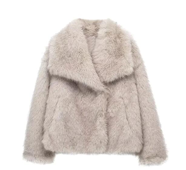 Mylah ™ | Women's Faux Fur Coat with Button Closure