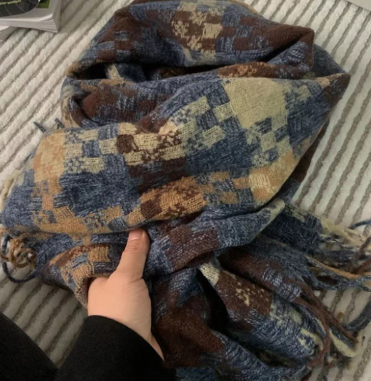 Color Blocked Plaid Scarf for Atmosphere (One Piece)