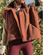 Women’s Sleeveless Vest Coat
