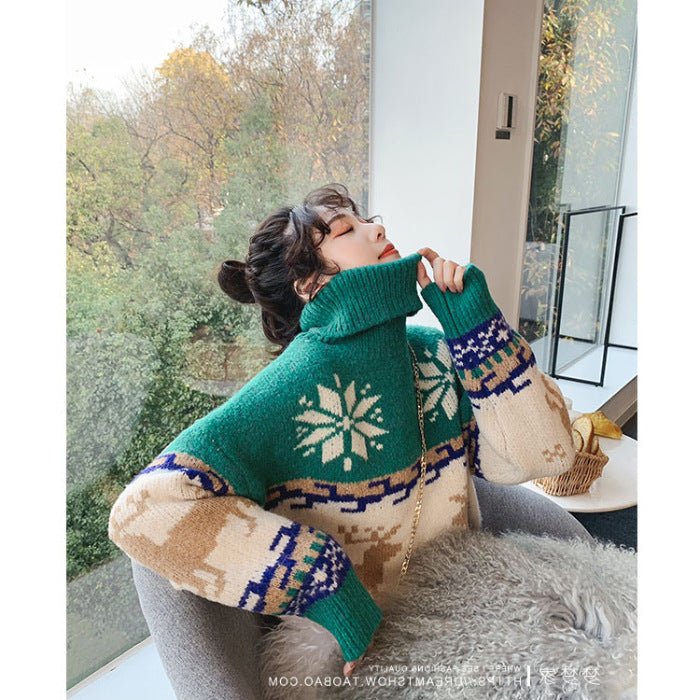Women's Christmas Turtleneck Sweater - Oversized Style