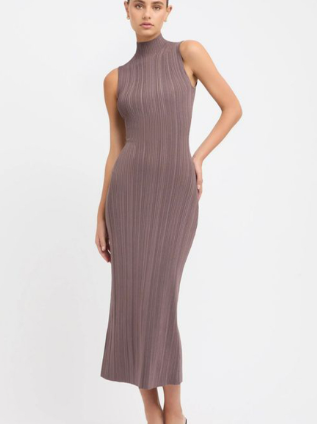 Knit Turtleneck Sleeveless Sheath Dress (One Piece)