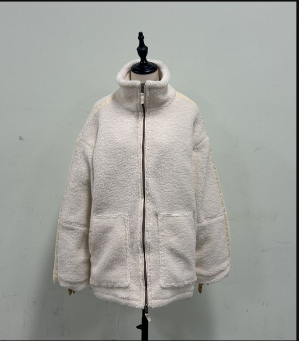 Loose-Fit Anti-Pilling Outdoor Jacket