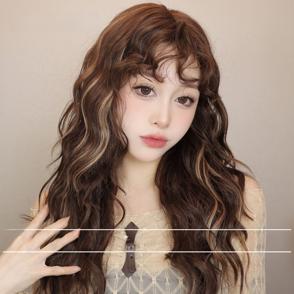 Retro Highlighted Brown Wool Short Wig for Women