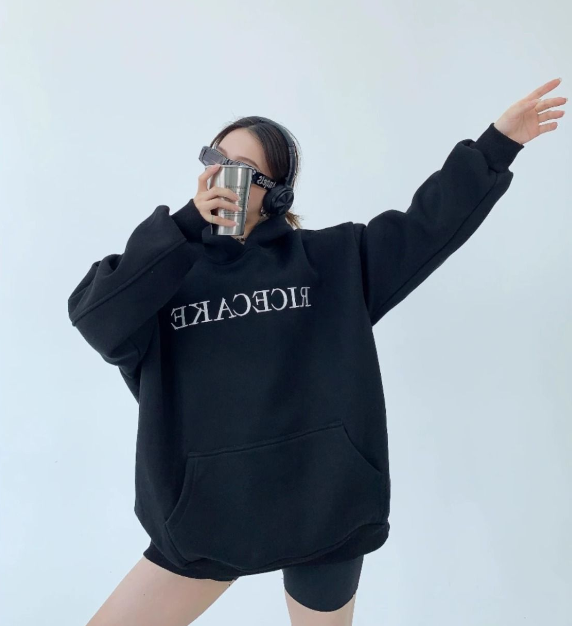 Casual Printed Round Neck Sweater for Men and Women