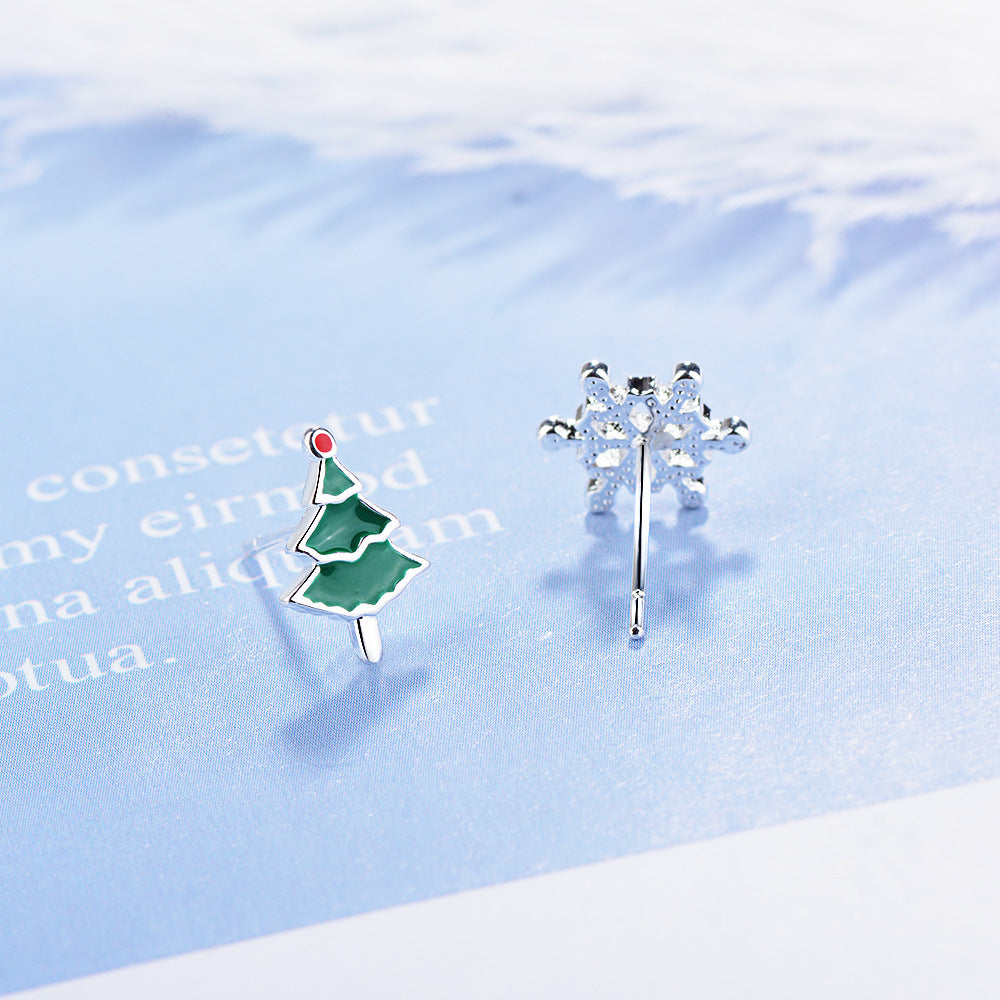 Enamel Stud Earrings - Cute Christmas Reindeer Design