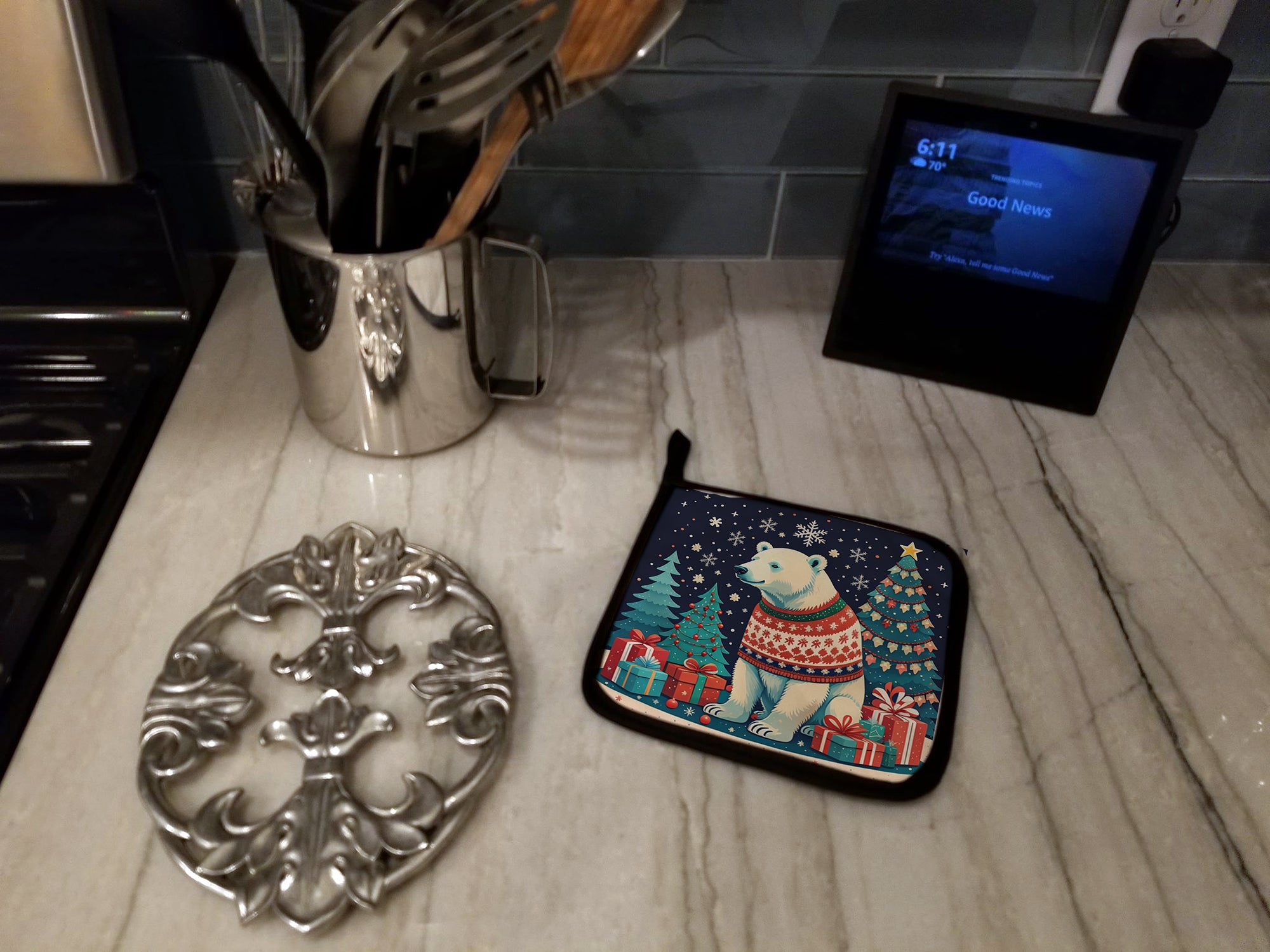 Polar Bear Christmas Pair of Pot Holders