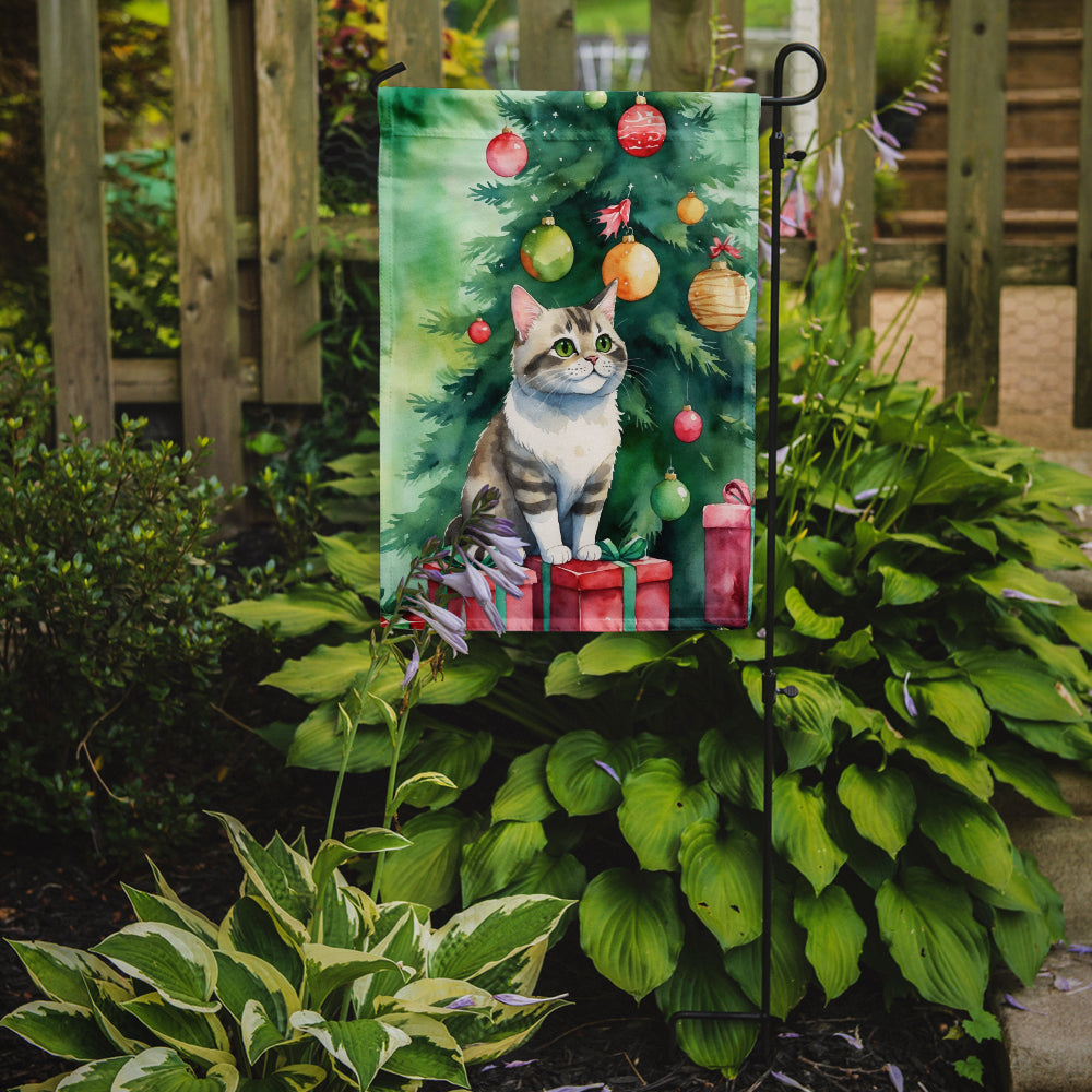 Li Hua Cat By the Christmas Tree Garden Flag