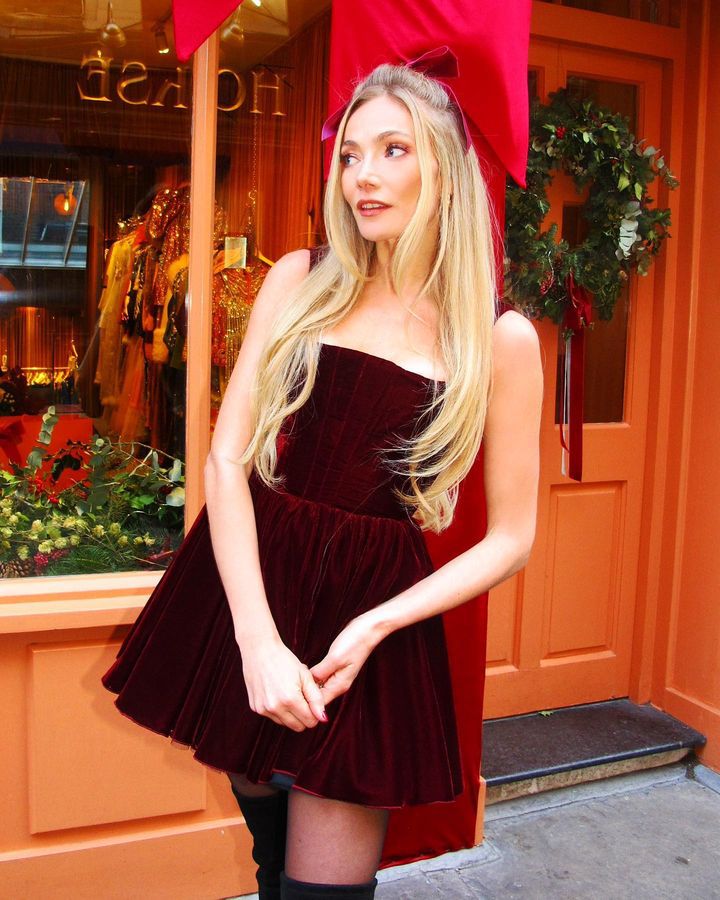 Velvet Christmas Party Dress with One-Shoulder Design