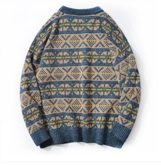 Loose Knitted Sweater with Geometric Pattern for Fall/Winter